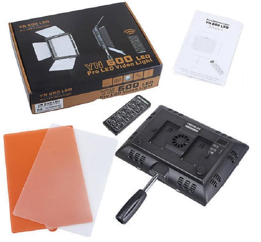 Đèn LED Yongnuo 600 - Hàng Nhập Khẩu
