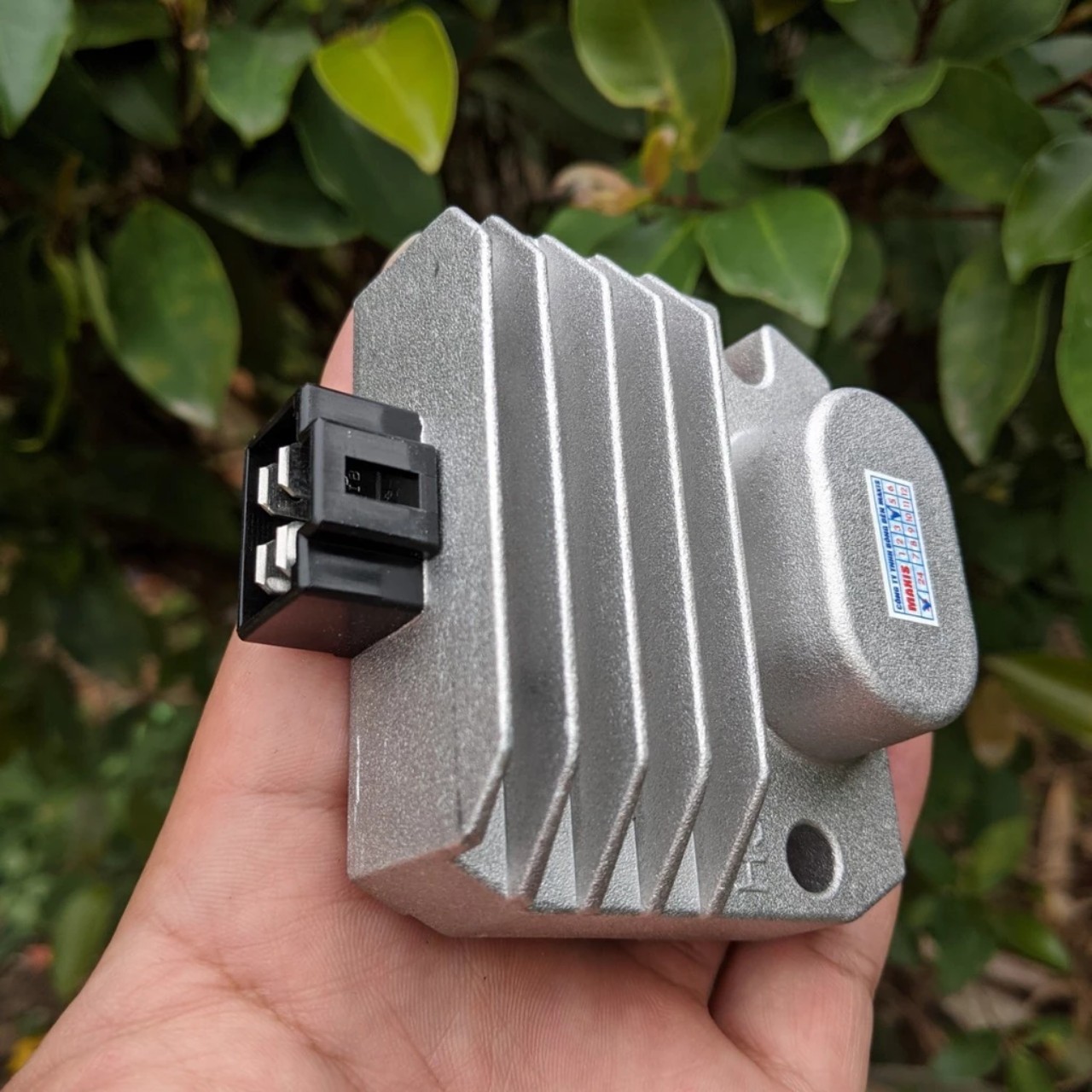 Sạc Độ Xe Máy Cắm Như Zin Không Cần Đổi Điện Lắp Cho Các Loại Xe máy hiệu xuất cao bền bỉ