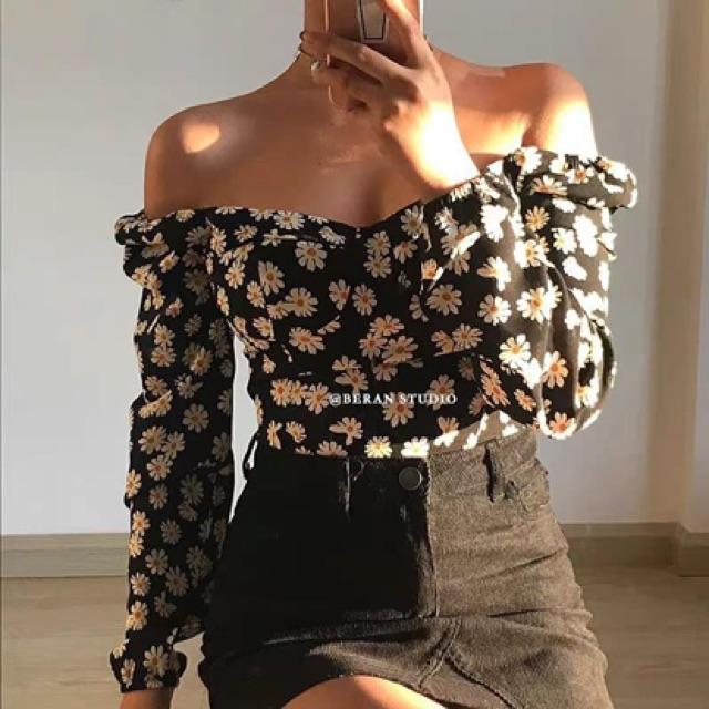 Áo croptop hoa cúc