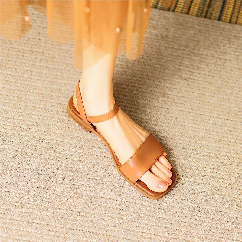 Giày sandal đế bệt 1 quai bản to mũi vuông, dép quai hậu 1 quai ngang- CH48