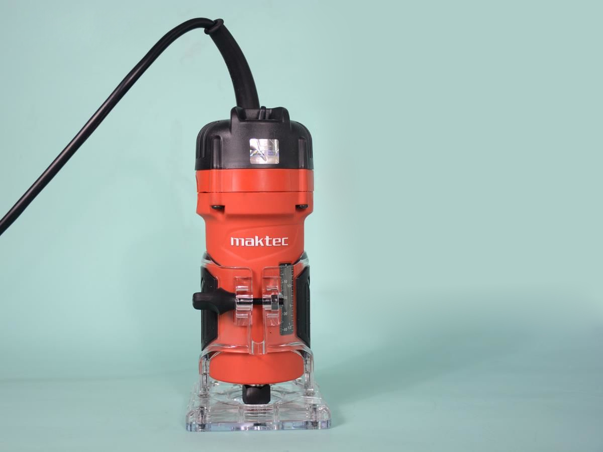 Máy đánh cạnh Maktec MT372