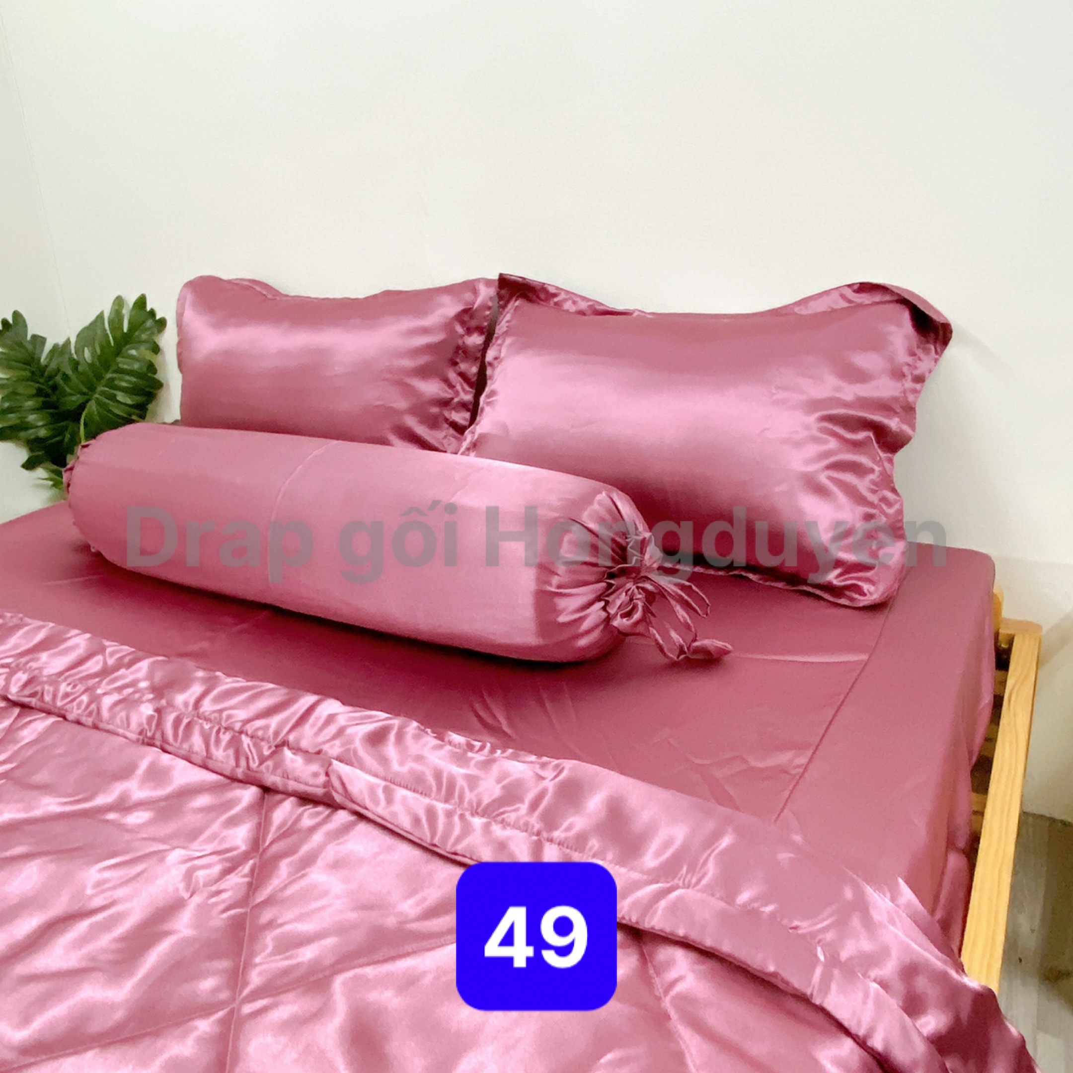 Bộ vỏ gối-ga phi bóng KO MỀN/CHĂN 1m6/1m8 trơn hồng ruốc 49. Bộ drap phi bóng 1 màu. Bộ grap phi bóng. Bộ drap phi lụa. Bộ grap phi lụa. Bộ ga phi lụa. Ga giường - drap giường - grap giường - ra giường.