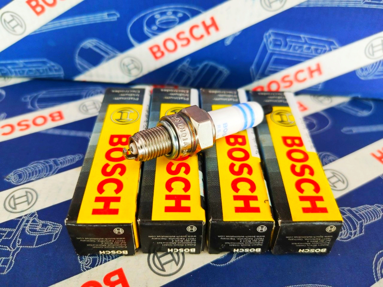 Bugi Xe Máy Chân Ngắn Bosch Honda Dream, Wave 110, Future 110, Yamaha Jupiter, Sirius, Nouvo 115, Suzuki Viva, Smash, Sym Attila