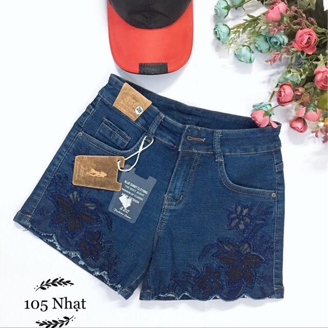 Quần jean sọt thêu hoa có đính cườm