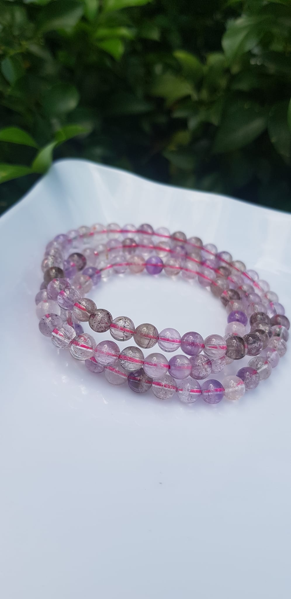 Vòng Tay phong thủy Đá Super Seven tự nhiên bóng đẹp Size vòng hạt 6mm kiểu quấn tay 3 vòng đẹp lắm ạ Super Seven màu tím tím trắng bóng thiệt là đẹp ạ