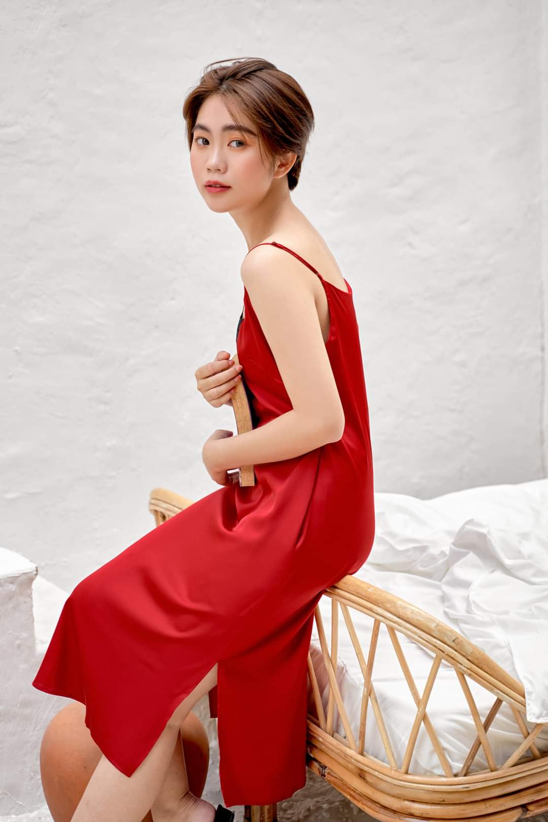 [HATU SLEEPWEAR] Váy ngủ lụa dáng dài xẻ tà phối ren cổ tim tặng kèm quần chip ĐỦ MÀU ĐỦ SIZE