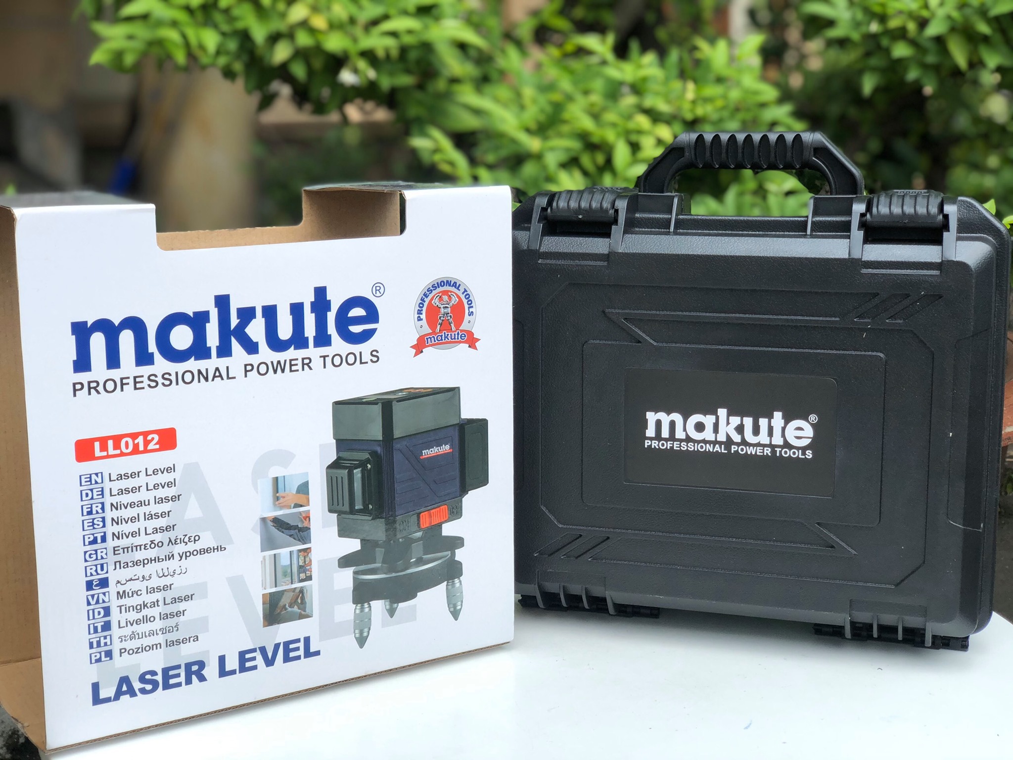 MÁY CÂN BẰNG LASER 12 TIA XANH MAKUTE LL012 - HÀNG CHÍNH HÃNG