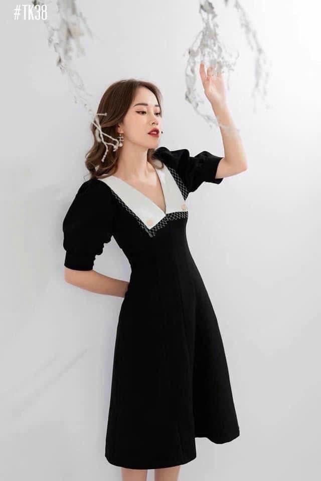 Đầm xoè phối cổ ren trắng