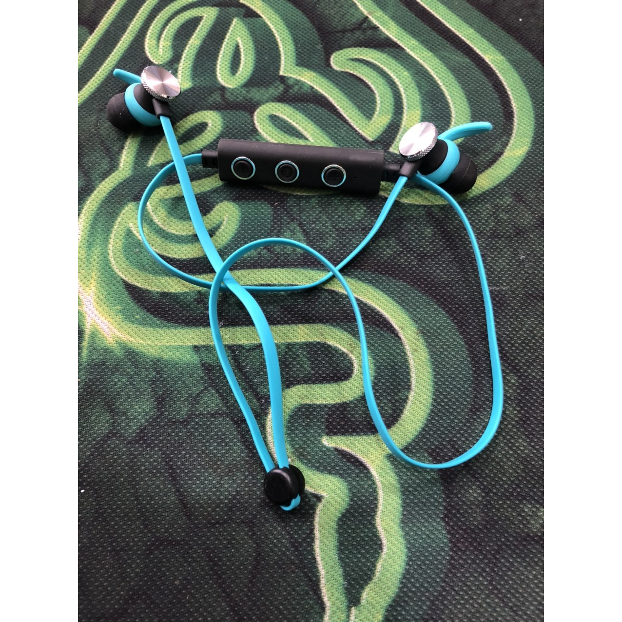 Tai nghe bluetooth dạng dây KW60