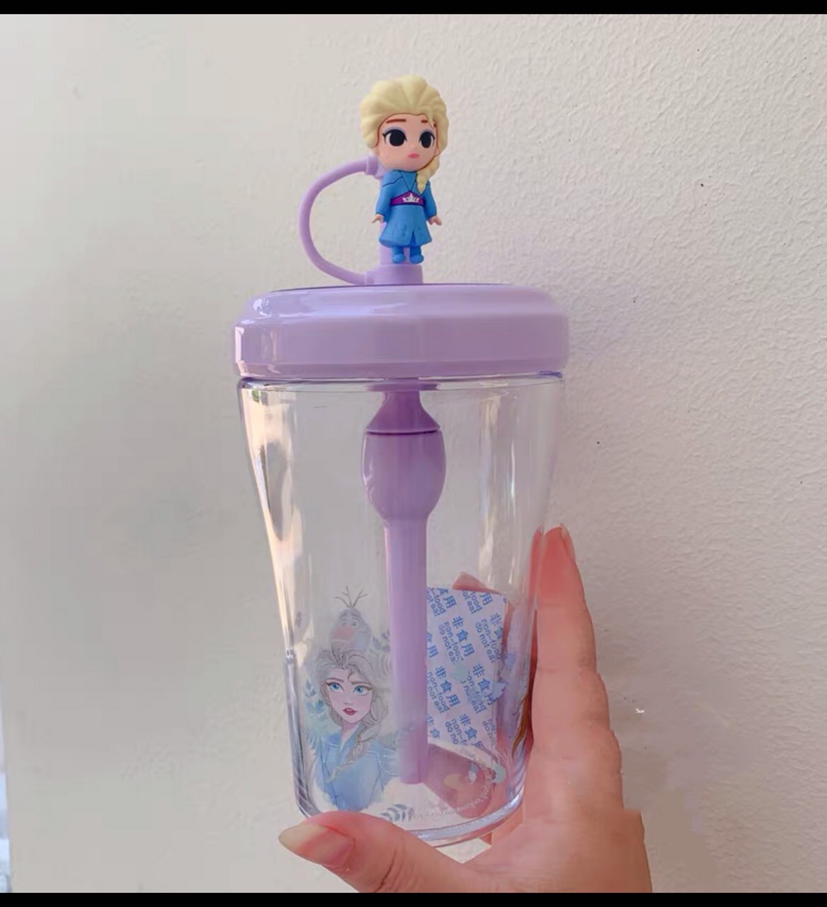 Ly ống hút có nắp kèm sticker 3D hình công chúa Elsa siêu xinh cho bé gái - PDW20212-FT