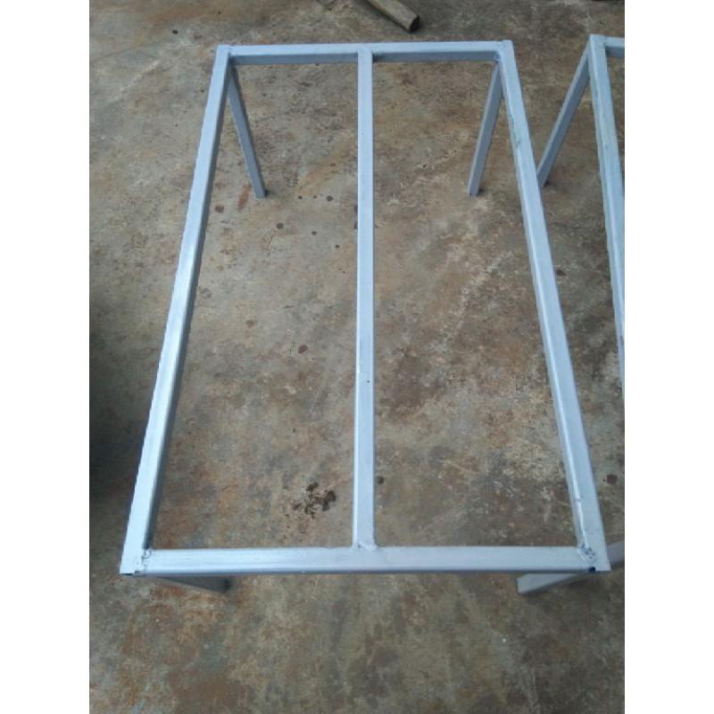 Kệ kê chậu trồng rau sạch ban công, sân thượng hộp kẽm 14mmx14mm.Rộng 30cm; Dài 50cm; Cao 20cm