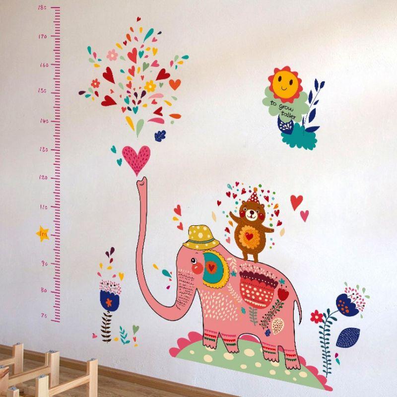 Decal dán tường cho bé thước đo voi hồng