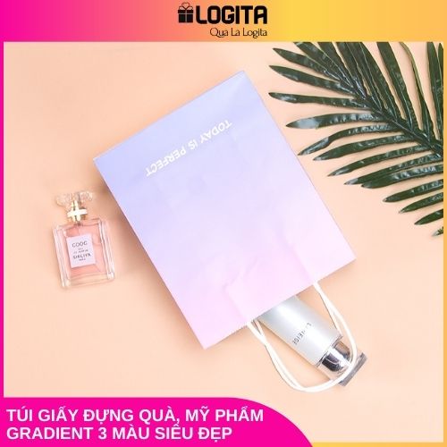 Túi Giấy Đựng Quà, Túi Giấy Đựng Mỹ Phẩm Hiệu Ứng Gradient 3 Màu Siêu Đẹp - Size Vừa 27,5x21x11cm