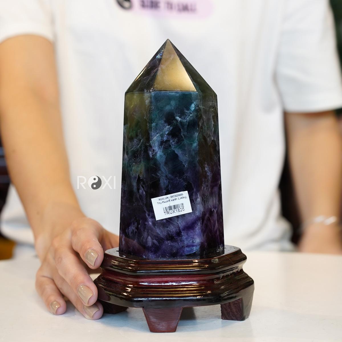 Trụ đá Fluorit xanh 1,46kg - cao 20cm