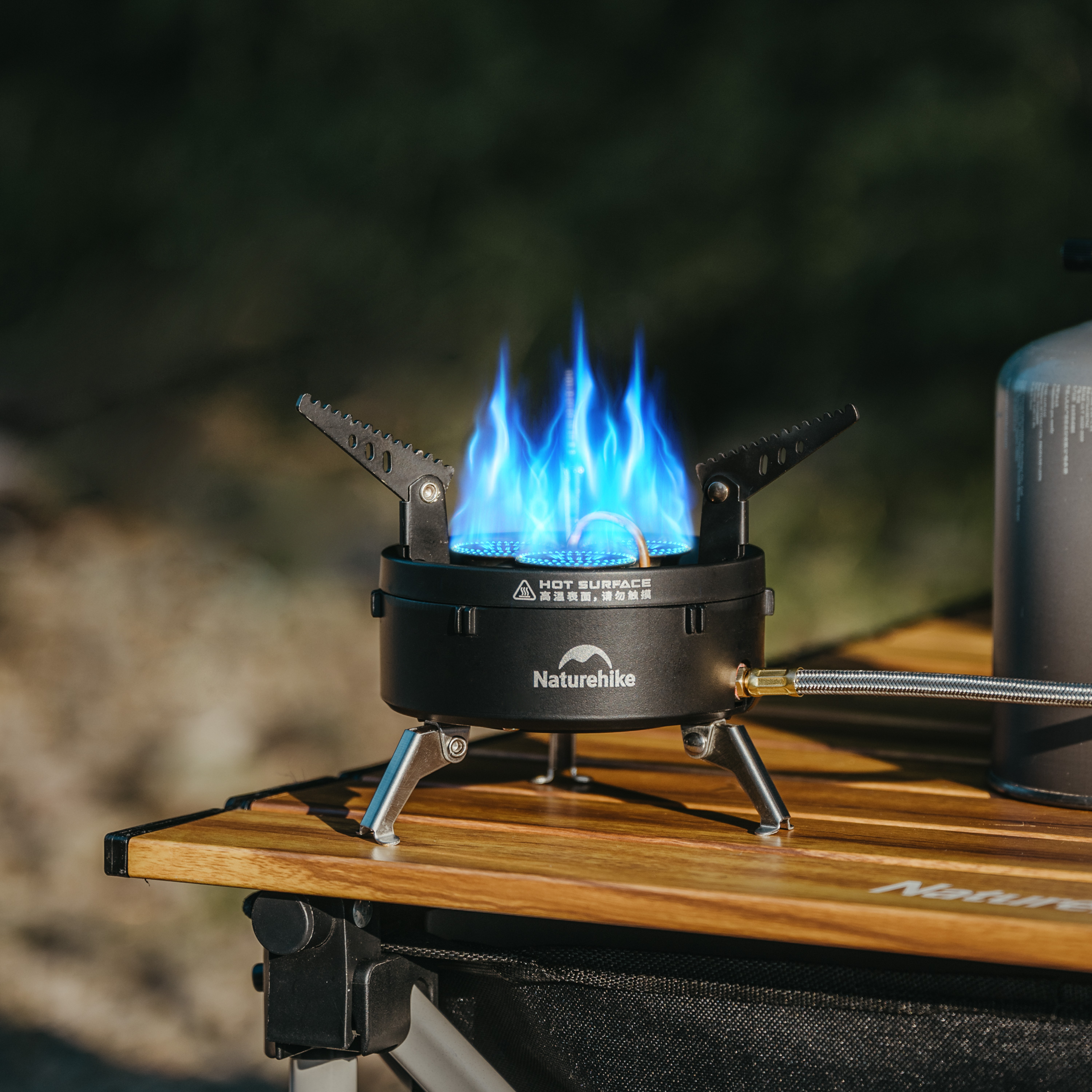 Bếp Ga Dã Ngoại 3 Đầu Đốt Naturehike CNK2450CF019 Công Suất 3300W