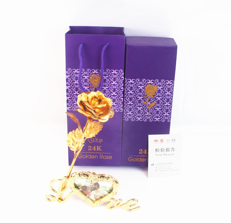 Hoa Hồng Mạ Vàng 24K Chữ Love Có Hộp Đựng Sang Trọng