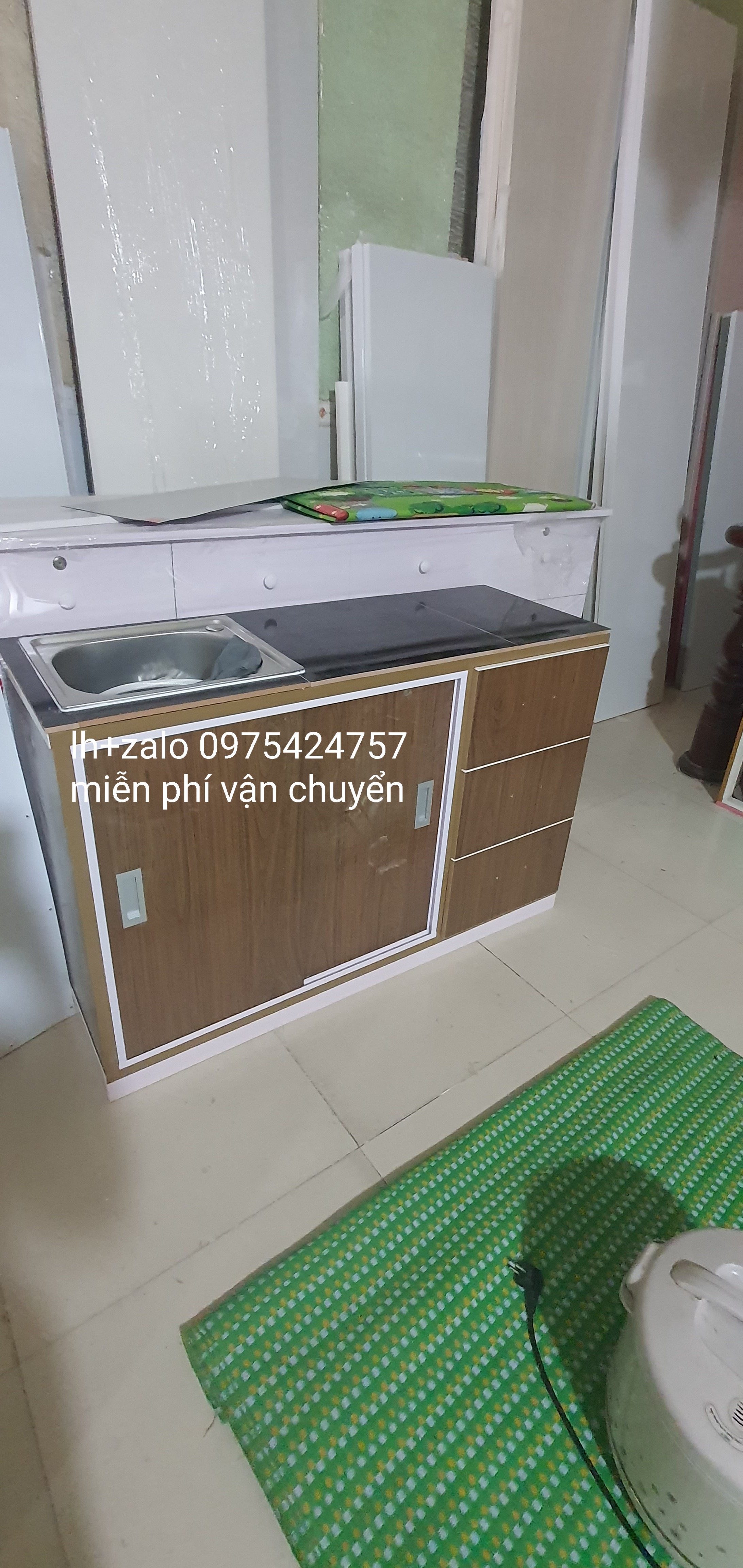 Tủ bếp cửa lùa sẵn bồn rửa