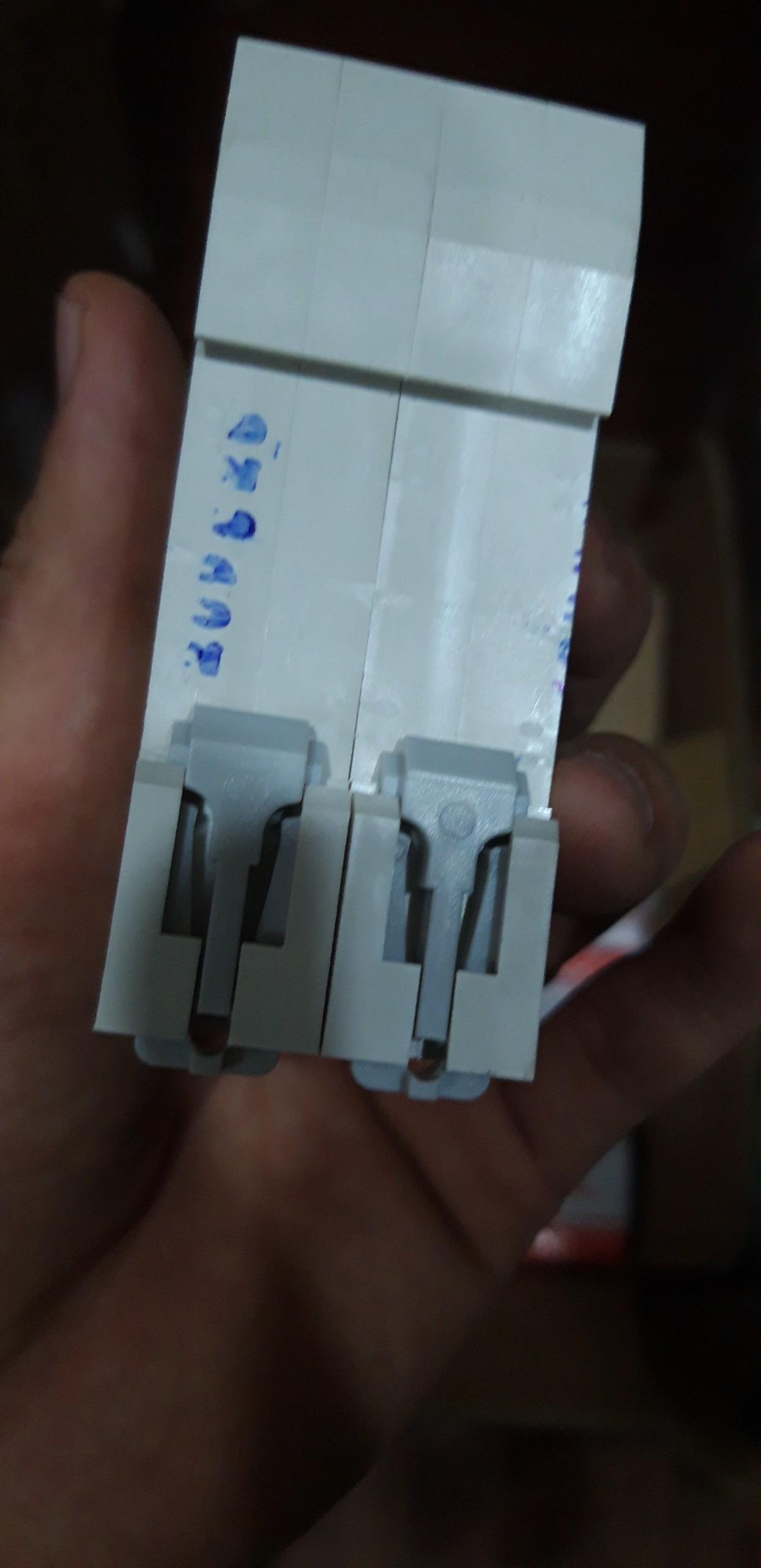 Bộ ngắt mạch DC 1000V 2P 25A LS-Electric cb dc aptopmat 1 chiều