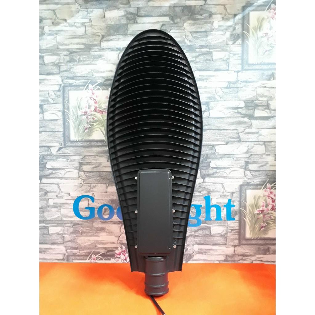 Đèn đường chiết lá cao cấp Goodlight