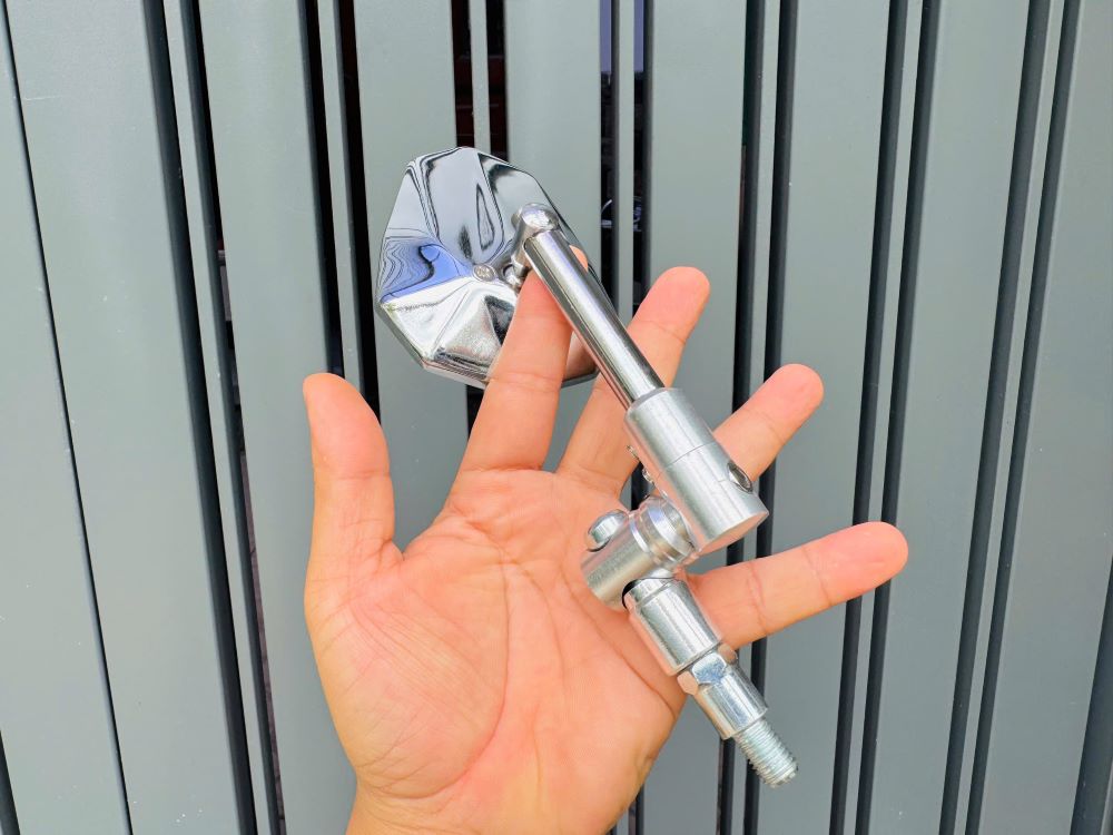 Kính nhôm đúc Xiken H2c V2 Kèm Chân Xoay gắn xe máy