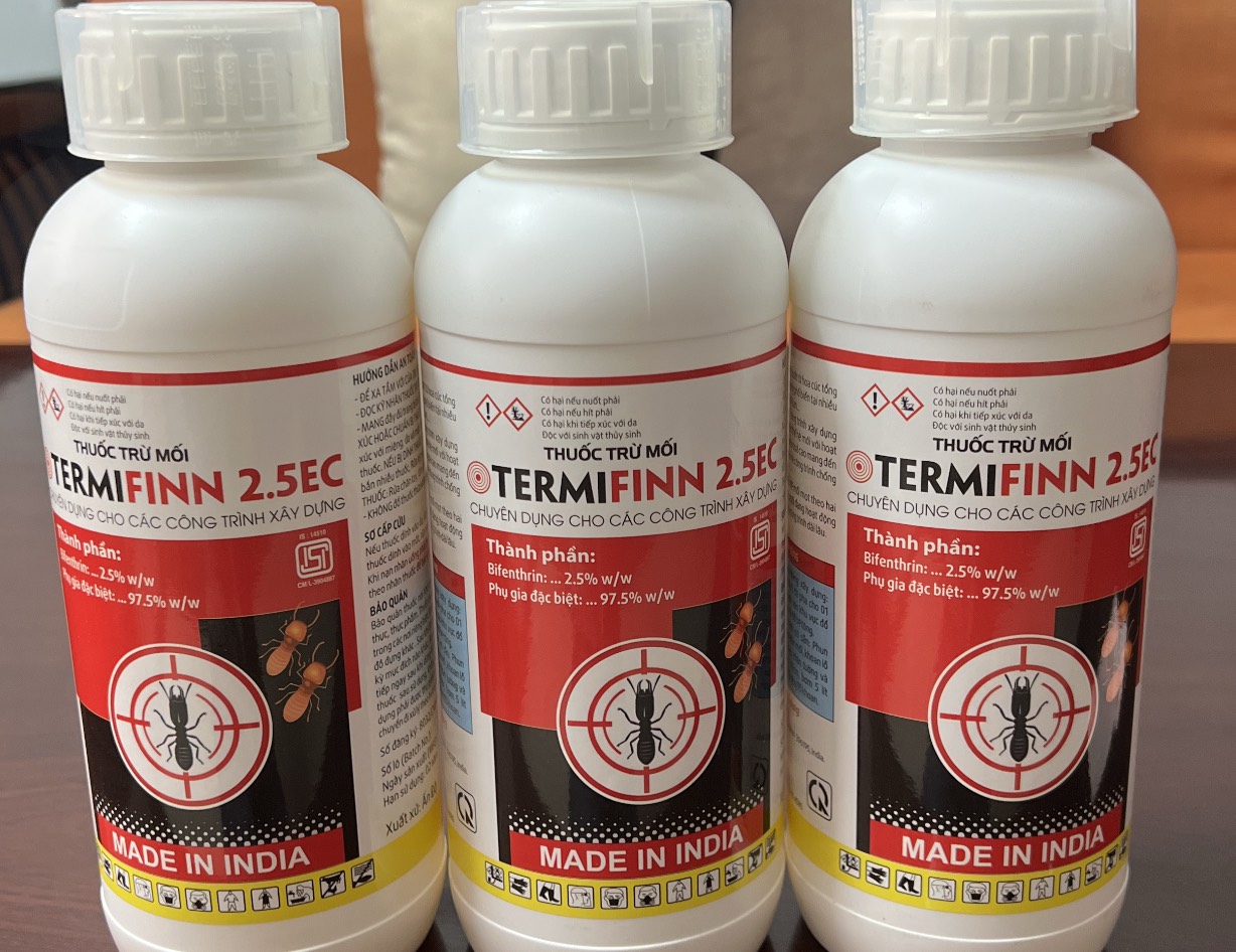 Thuốc diệt mối mọt TERMIFINN 2.5EC-chai 1000ml