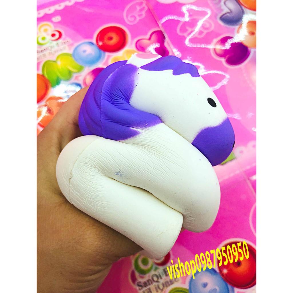 ĐỒ CHƠI SQUISHY NGỰA TRẮNG LÔNG TÍM