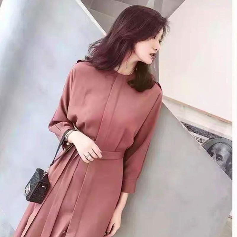 Đầm váy hồng đậm cổ tròn tay dài