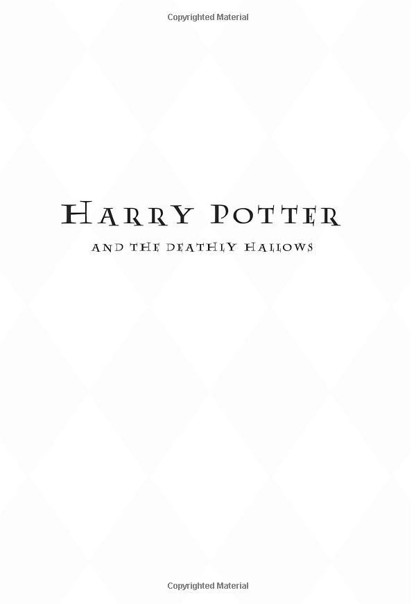 Sách Harry Potter Part 7: Harry Potter And The Deathly Hallows (Hardback) (Harry Potter và Bảo bối tử thần) (English Book)