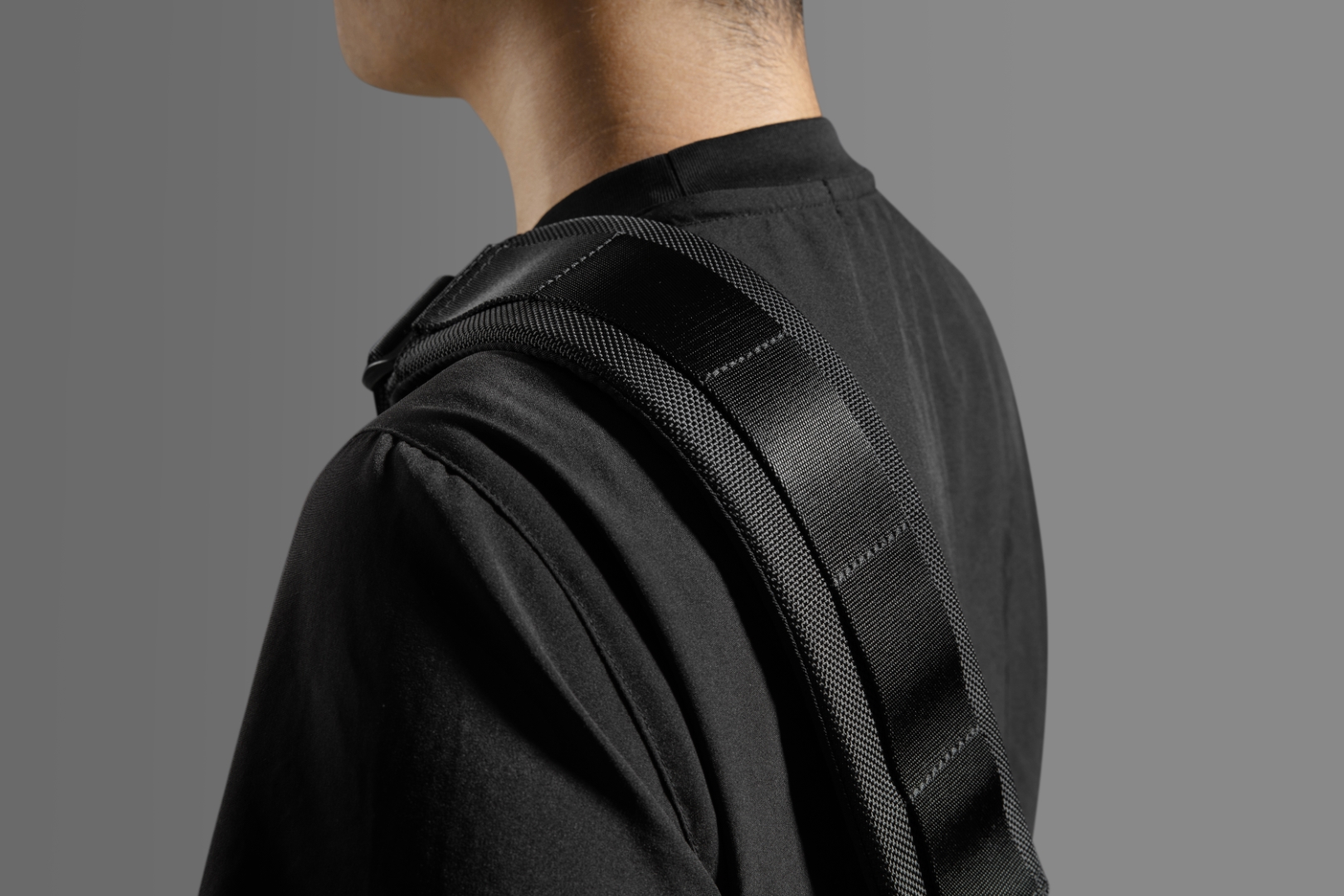 Túi Đeo Chéo Tomtoc Wander - T26 Steam Deck – Rog Ally Daily Sling Black – T26S1D1