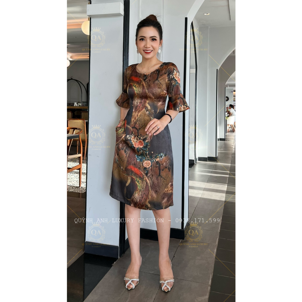 Váy Đầm Suông Hoa 3D Tone Nâu Loe Cao Cấp Vera Dress