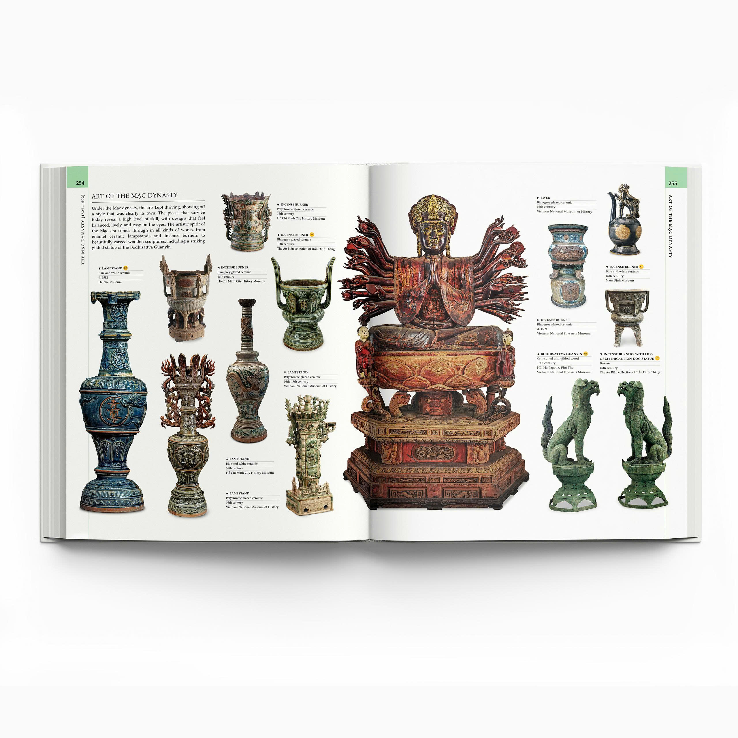 (Bìa cứng bọc vải, in màu) THE ILLUSTRATED HISTORY OF VIETNAM  (Lịch sử Việt Nam bằng hình – phiên bản tiếng Anh) - Đông A