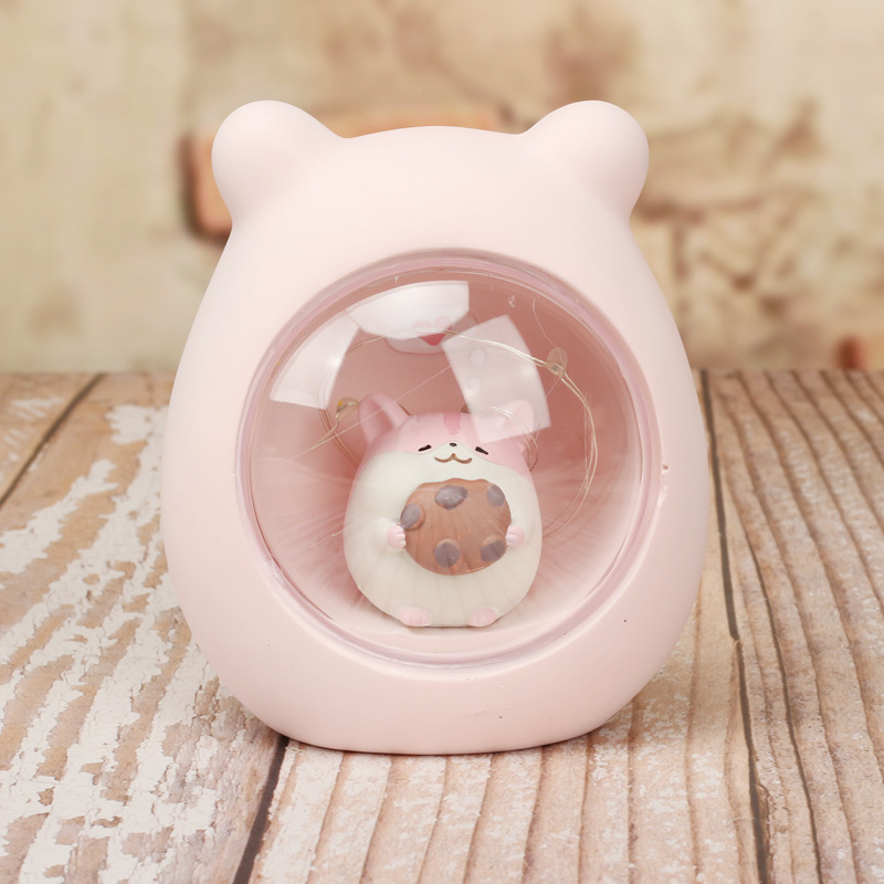 Đèn ngủ Chuột Hamster yêu đồ ăn ngồi trong buồng kính (Giao Mẫu Ngẫu Nhiên)