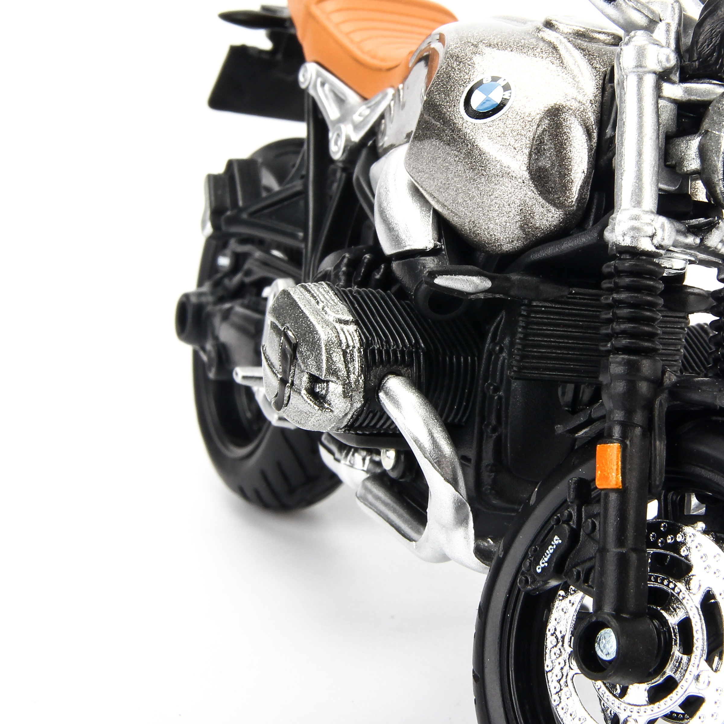 Mô hình xe mô tô BMW R Nine T Scrambler Silver 1:18 Maisto 20-18853