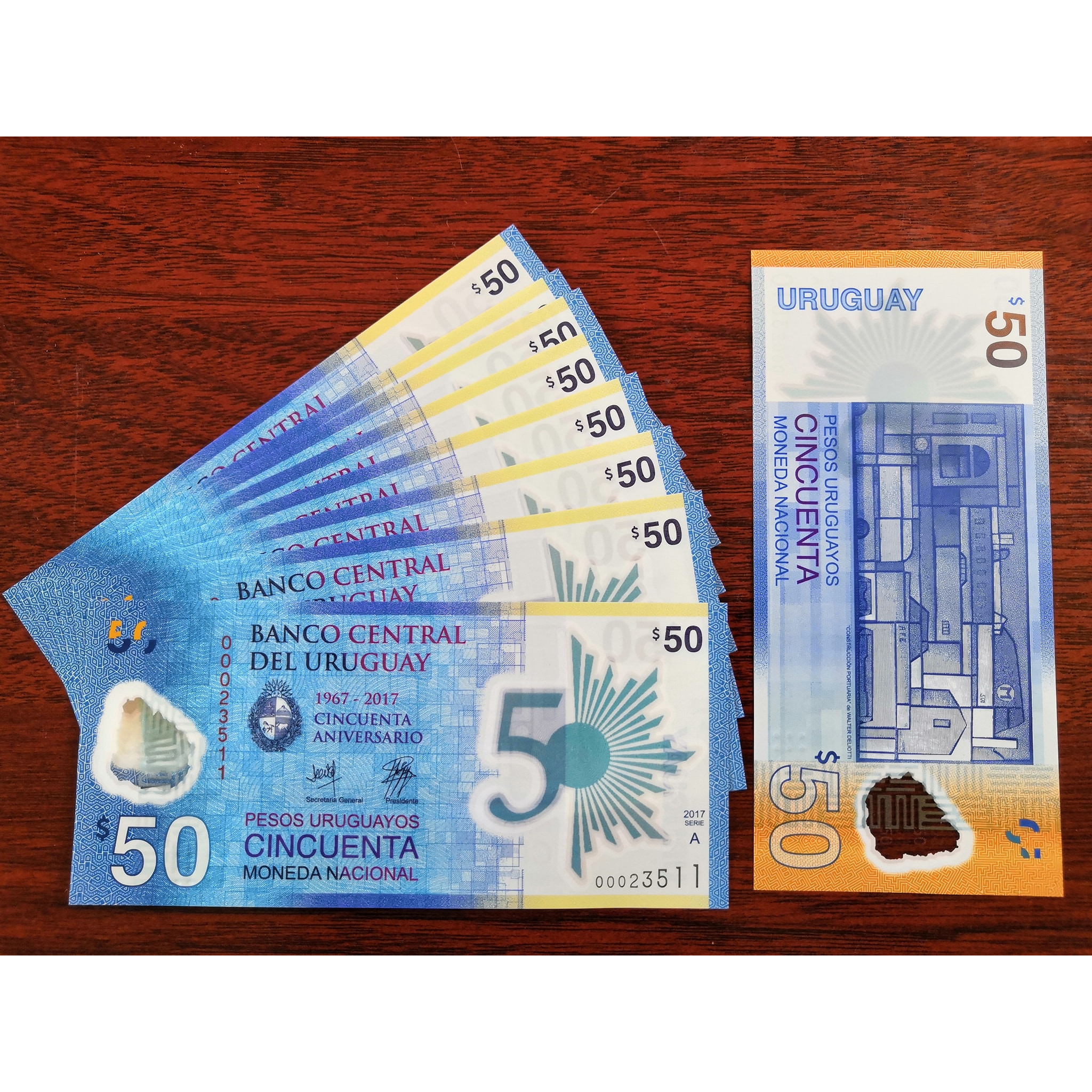 Tờ tiền Uruguay kỷ niệm 50 năm độc lập 50 Pesos , bằng polyme tuyệt đẹp - Mới 100% UNC - tiền châu Mỹ