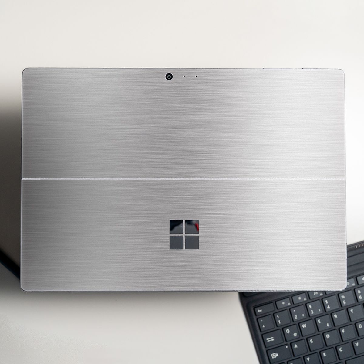 Skin dán hình Aluminum Chrome bạc xước cho Surface Go, Pro 2, Pro 3, Pro 4, Pro 5, Pro 6, Pro 7, Pro X