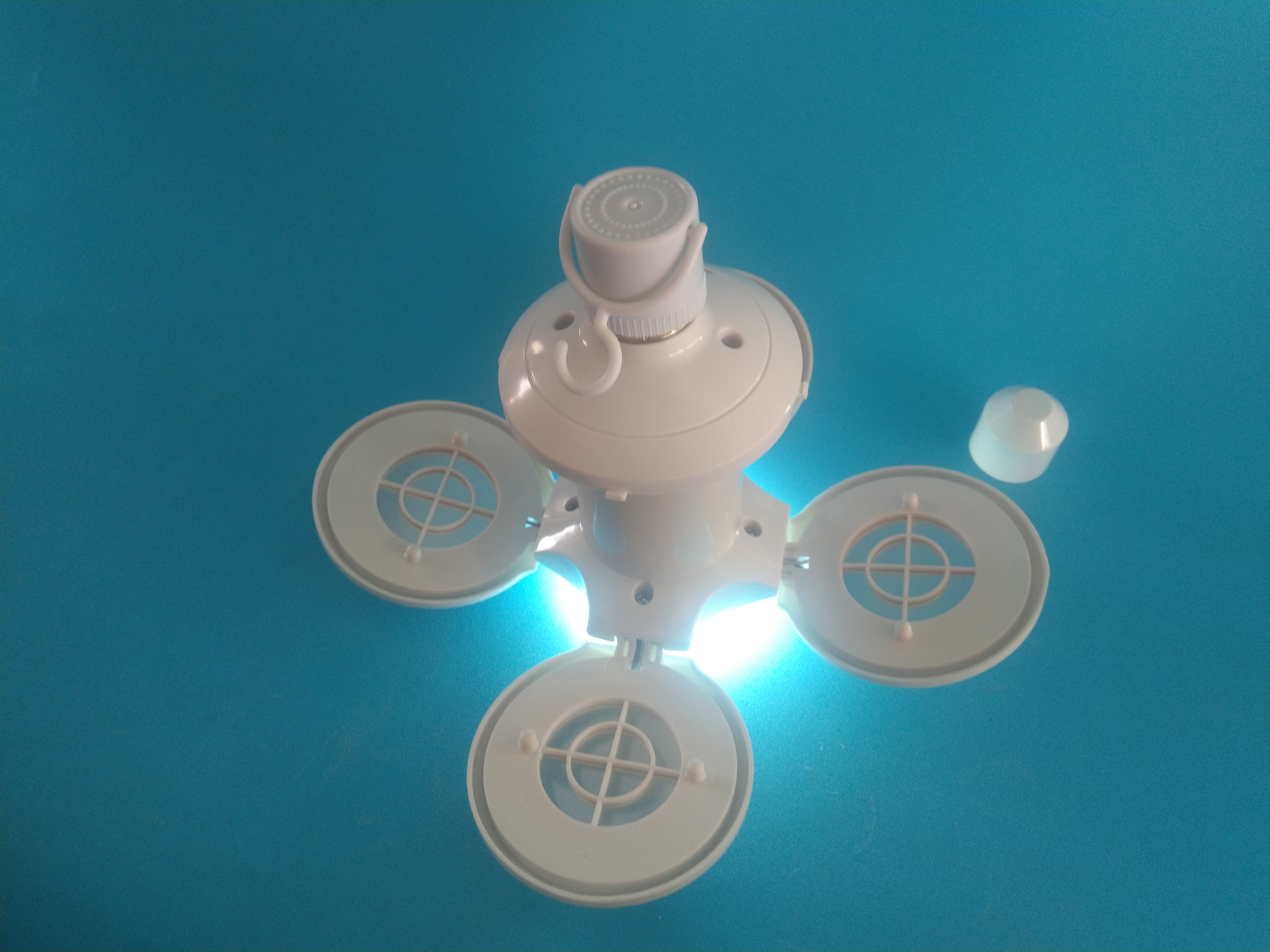 Đèn cầu có thể gấp gọn 40w kiêm đèn sạc tích điện khẩn cấp FA-3940