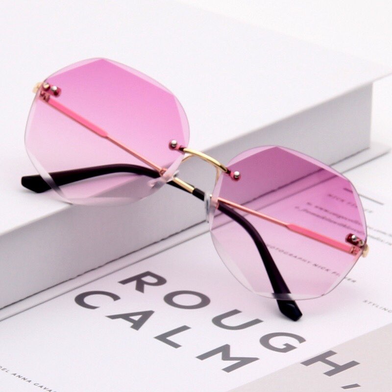 Kính mát thời trang nam nữ