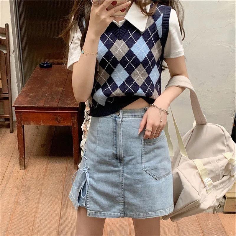 Áo Len Gile Nữ Hoạ Tiết Quả Trám Màu Xanh Đỏ Cổ Chữ V Sát Nách Không Tay Dáng Croptop Phong Cách Ulzzang Hàn Quốc Loại 1