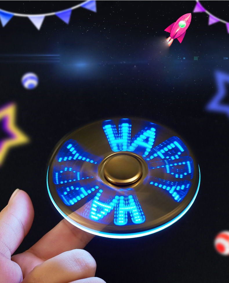 Con Quay Spinner Tạo 12 Hiệu Ứng Đèn Led Kiêm Quẹt Lửa Hồng Ngoại Và Đèn Pin Sạc Điện USB