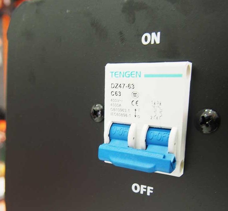 MÁY HÀN QUE ĐIỆN TỬ 5MM CLASSIC ZX7-400CL - HÀNG CHÍNH HÃNG)