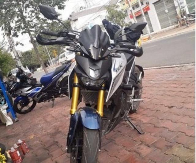 Kính gió dành cho xe TFX MT15 FZ250 FZ150 winner satria ....