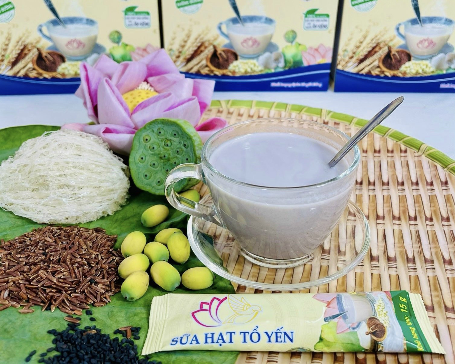 Sữa hạt tổ yến Thiên Gia Phúc 150g 10 gói (Hộp cứng)