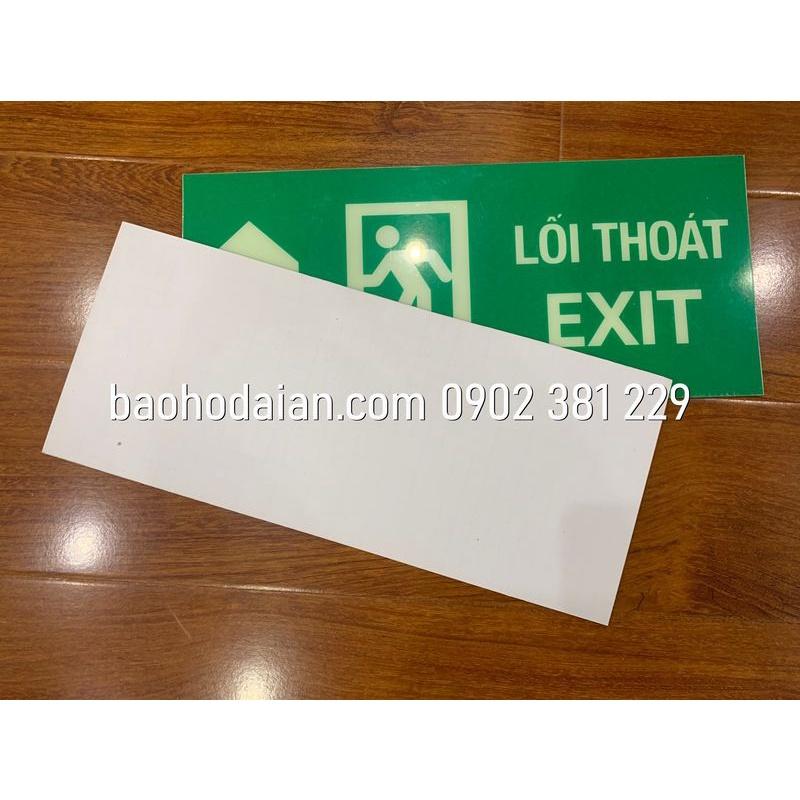 Biển chỉ dẫn thoát nạn nhựa PVC dạ quang 1 mặt chỉ lên xuống cầu thang