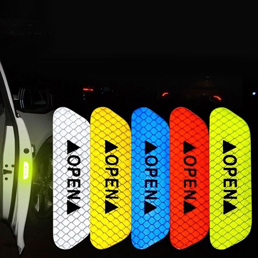 Set 4 nhãn dán phản quang cảnh báo chuyên dụng cho xe hơi