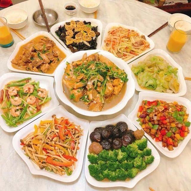 Bộ đĩa hoa mặt trời sứ trắng Bát Tràng