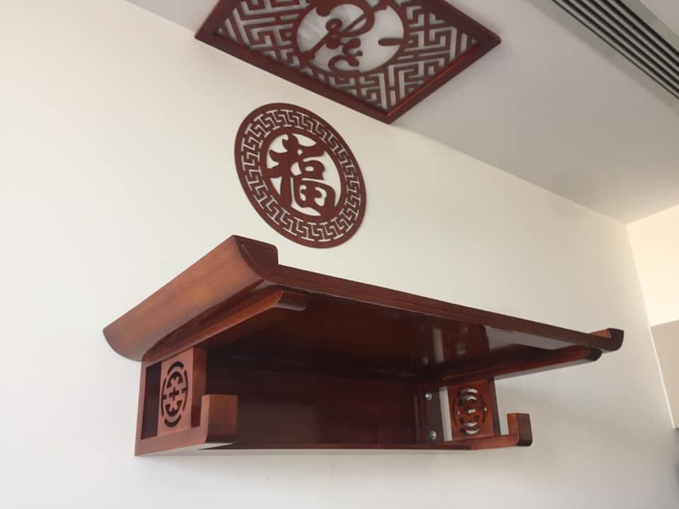 Bàn thờ treo gỗ sồi 81cm