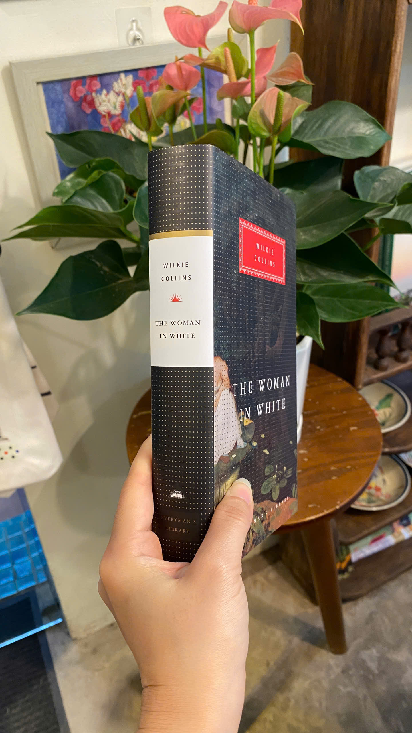 Sách - The Woman in White by Wilkie Collins | Everyman’s Library / Classics / Ngoại văn Bìa cứng