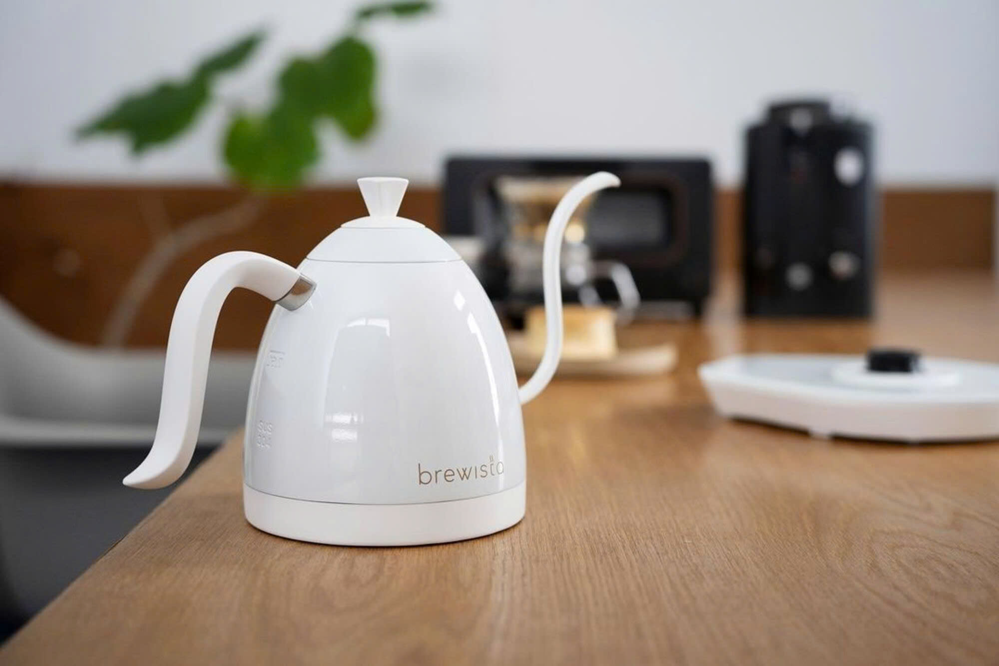 Hàng chính hãng ấm đun rót cà phê Brewista Artisan 600ml Gen 3 Pro 1500w Pure