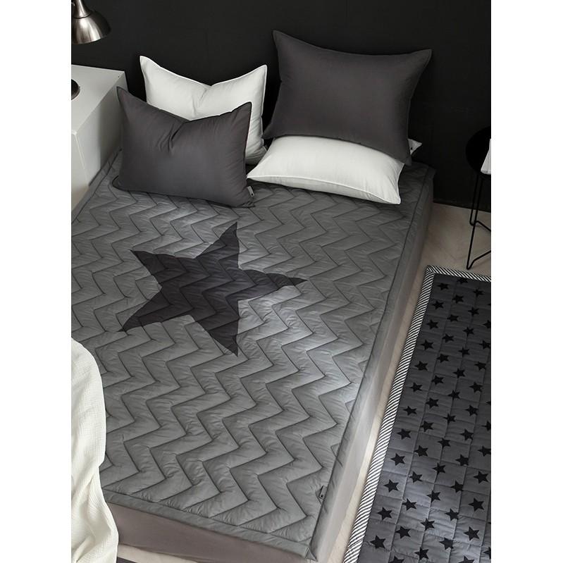 Tấm trải đa năng Hàn Quốc - Blackstar Rug 140x210cm- hàng chính hãng