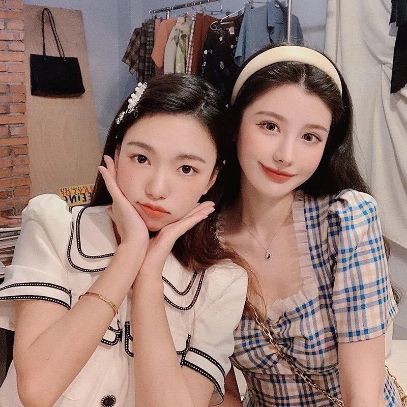 Váy caro nhún ngực